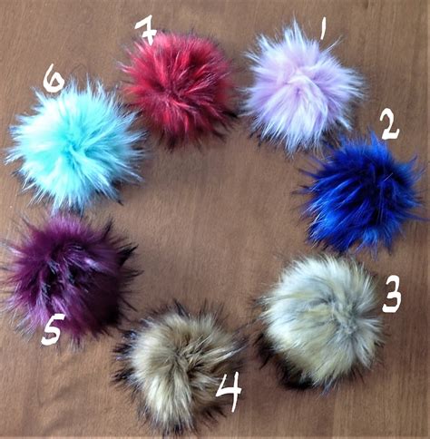 vente en gros pompon pour ameliorer lrs vetement